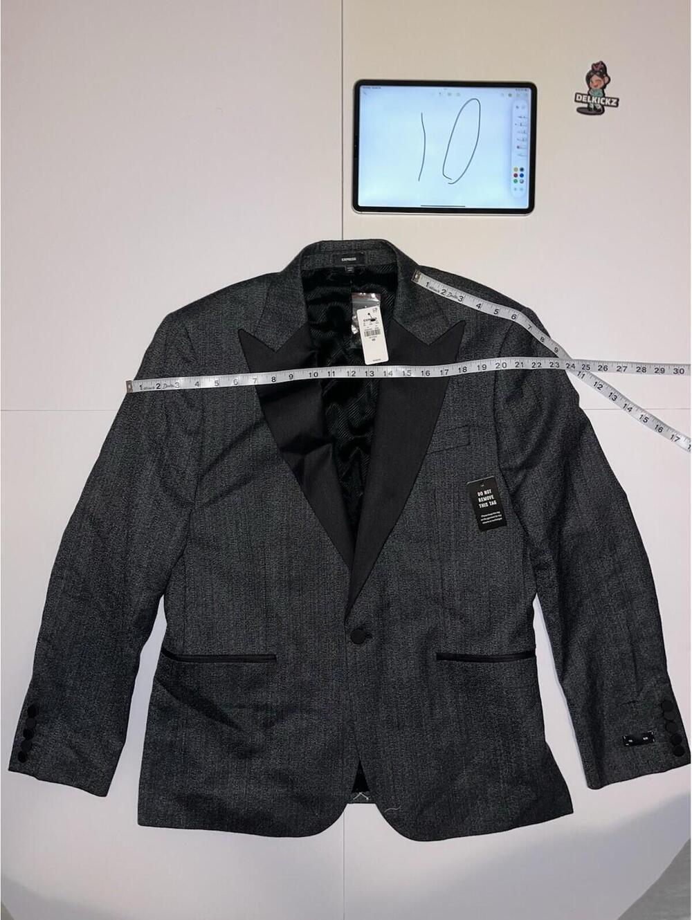 New Express Slim Gray Wool-Blend Tuxedo Jacket 42R *Retail $269*